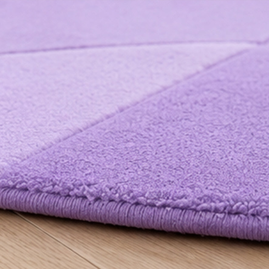 Close-up of the carved facets on the Amethyst Lilac Round Gem Rug